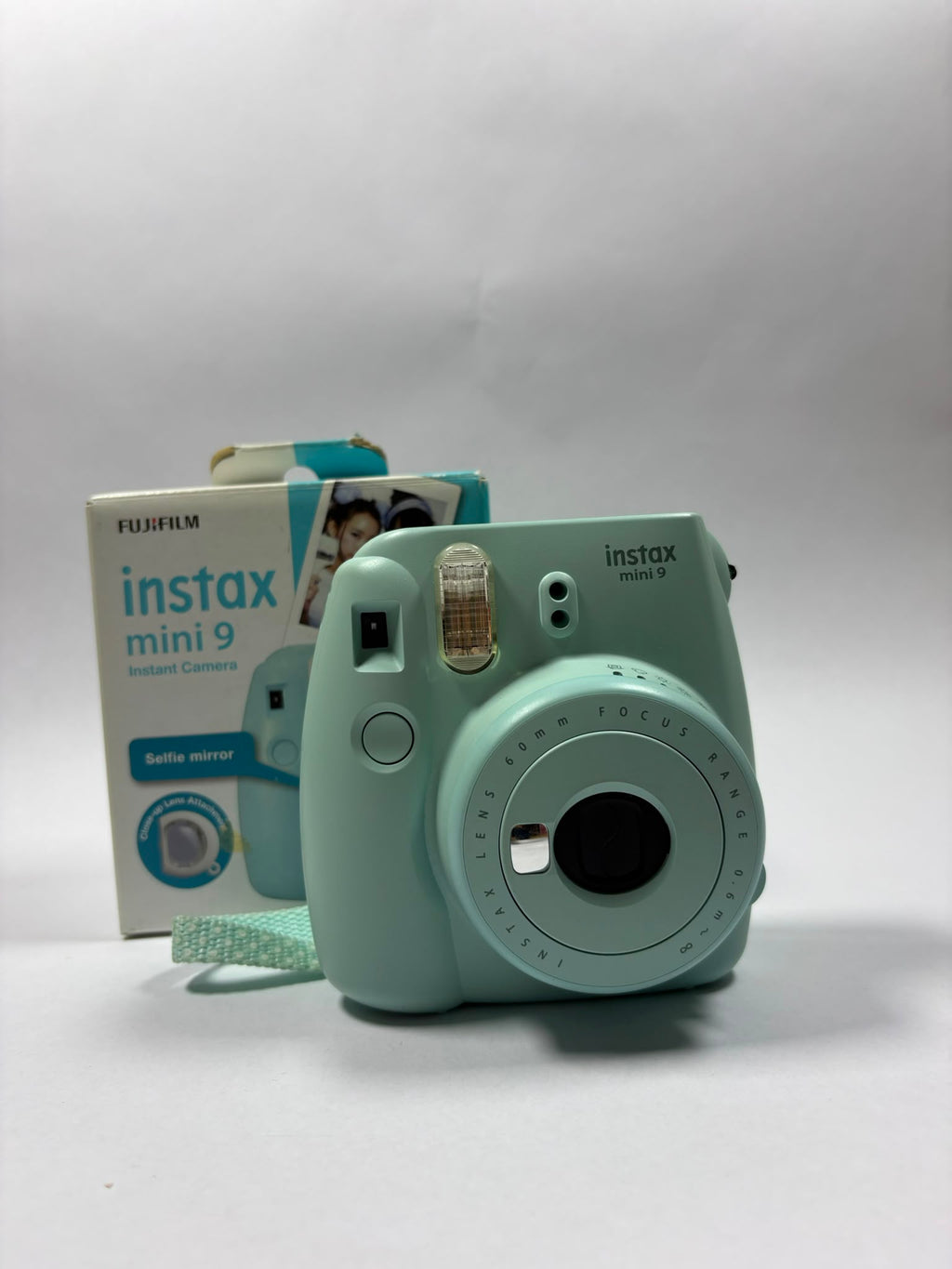 Instax Mini 9 z opakowaniem