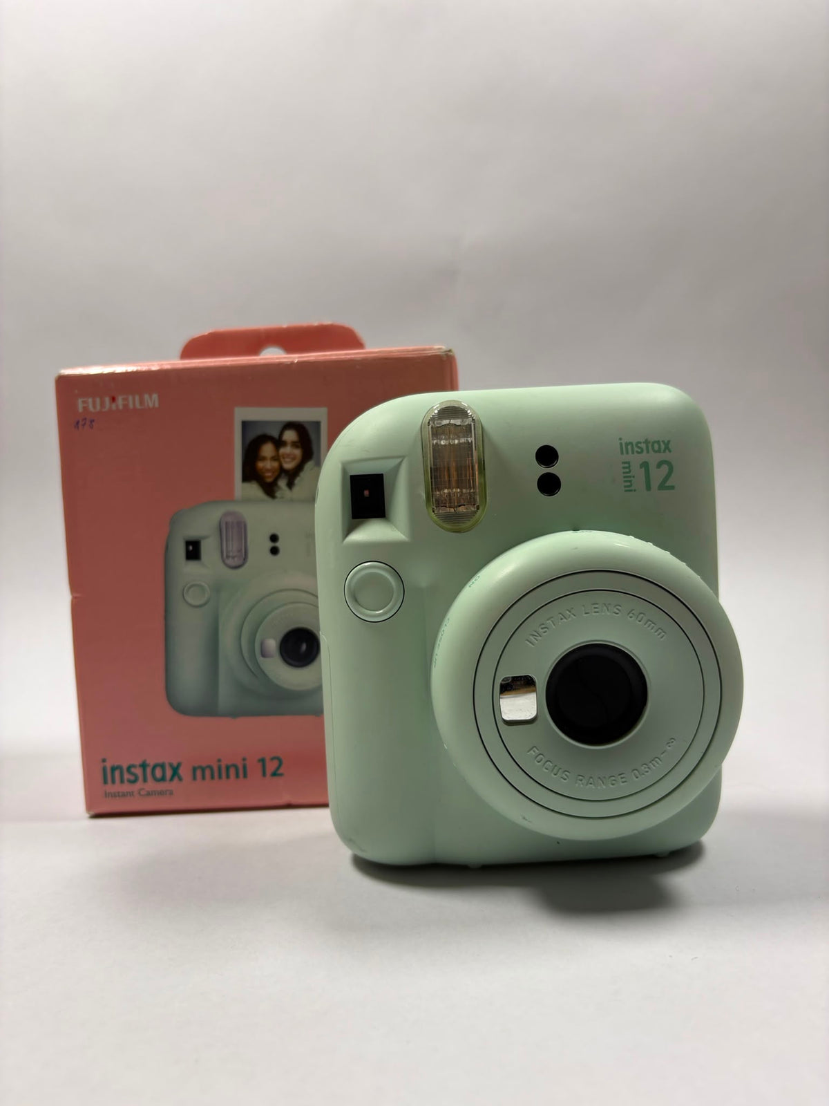 Instax Mini 12 z opakowaniem